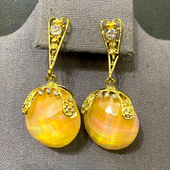 Vintage Gold tone, acrylic Yellow & rhinestone pierced dangling earrings - Picture 1 of 7